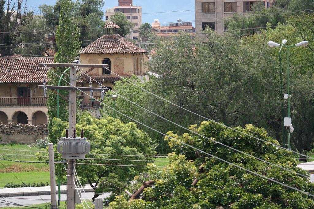 Hotel La Corona Cochabamba Exterior photo